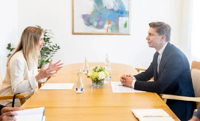 Premjeras Sinkevičius informavo JAV ambasadorę, kad Lietuva toliau išliks pavyzdine sąjungininke