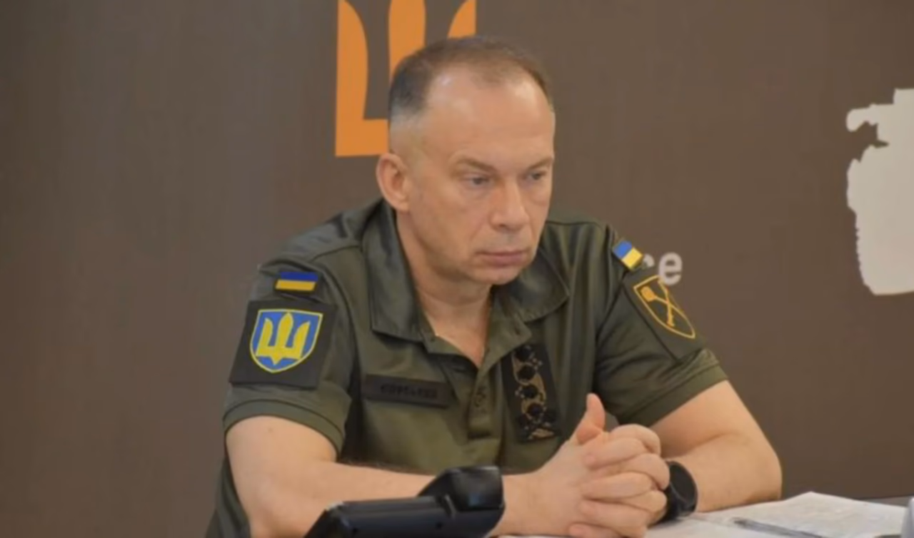Po atleidimo Syrskis perduoda puolimui pasirengusią kariuomenę