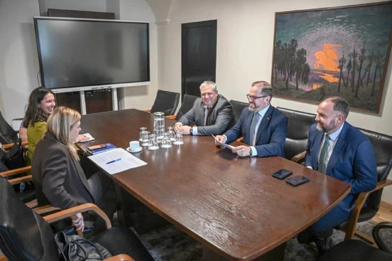 Kaunas su Andriulaityte aptarė gamtosauginius klausimus Kapčiamiesčio poligone ir pakalbėjo apie laivą