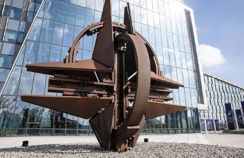 NATO skirs 27 mlrd. eurų degalų infrastruktūrai