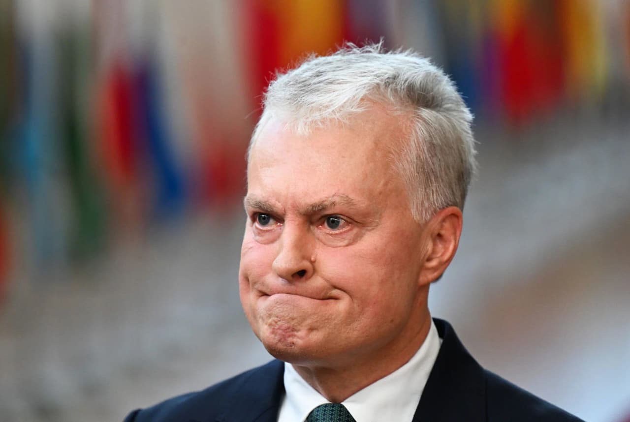 Gitanas Nausėda tęsia darbą nuotoliu iš Madeiros