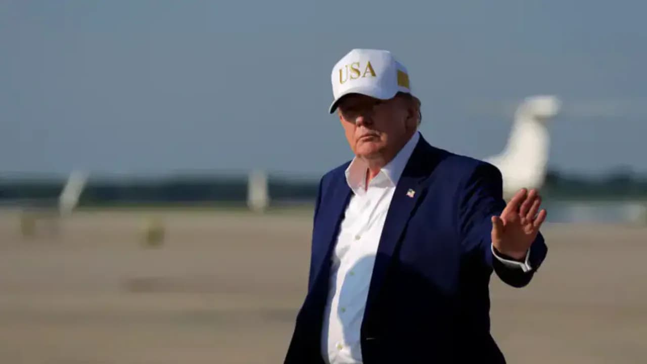 Trump dėl Irano grasinimo iš Turkijos išskraidintas slapta