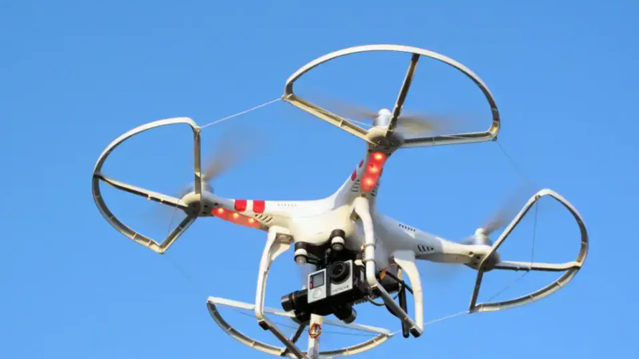 JAV įveda iki 100 procentų muitus importuojamiems dronams