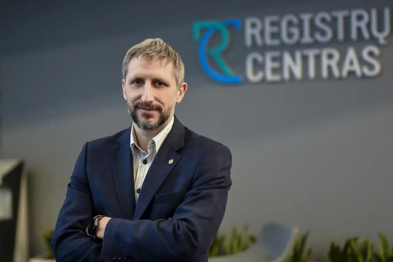 Jau buvęs Registrų centro generalinis direktorius Adrijus Jusas, prie kurio ir atsitiko nelaimė – duomenų vagystė