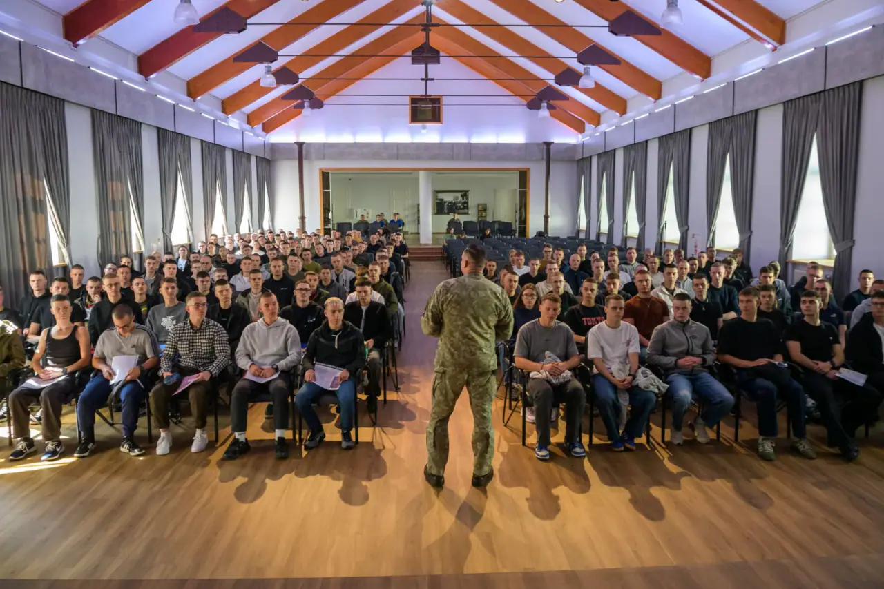 Lietuva ne be ateities: rekordinis susidomėjimas Lietuvos karo akademija