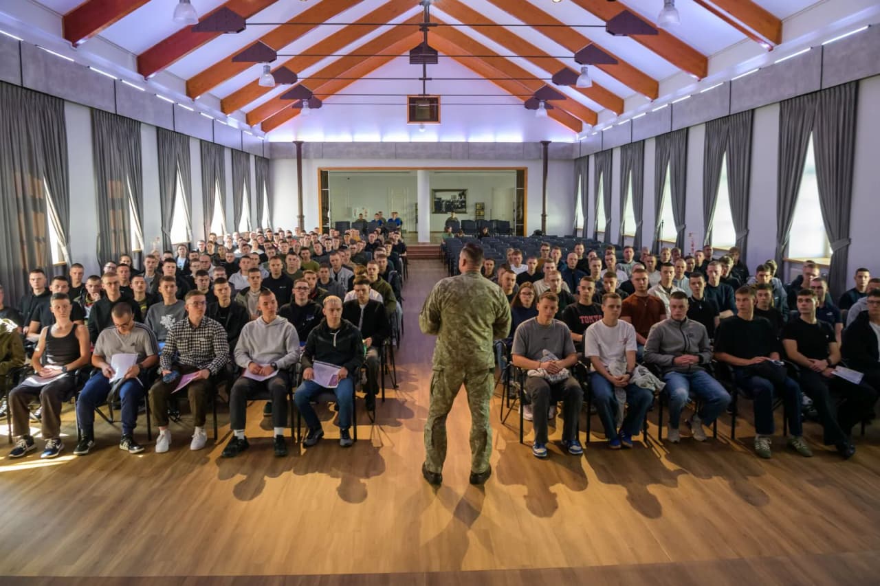 Lietuva ne be ateities: rekordinis susidomėjimas Lietuvos karo akademija