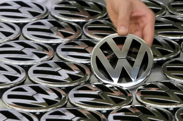 „Volkswagen“ bręsta didžiulis konfliktas – kalbama apie gamyklų uždarymą ir iki 50 tūkst. darbo vietų panaikinimą
