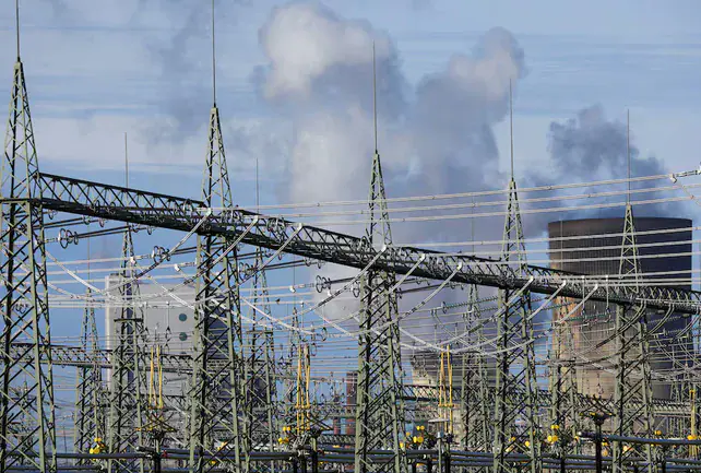 Vokietijoje – nauji išpuoliai prieš elektros infrastruktūrą: akys krypsta į Rusiją