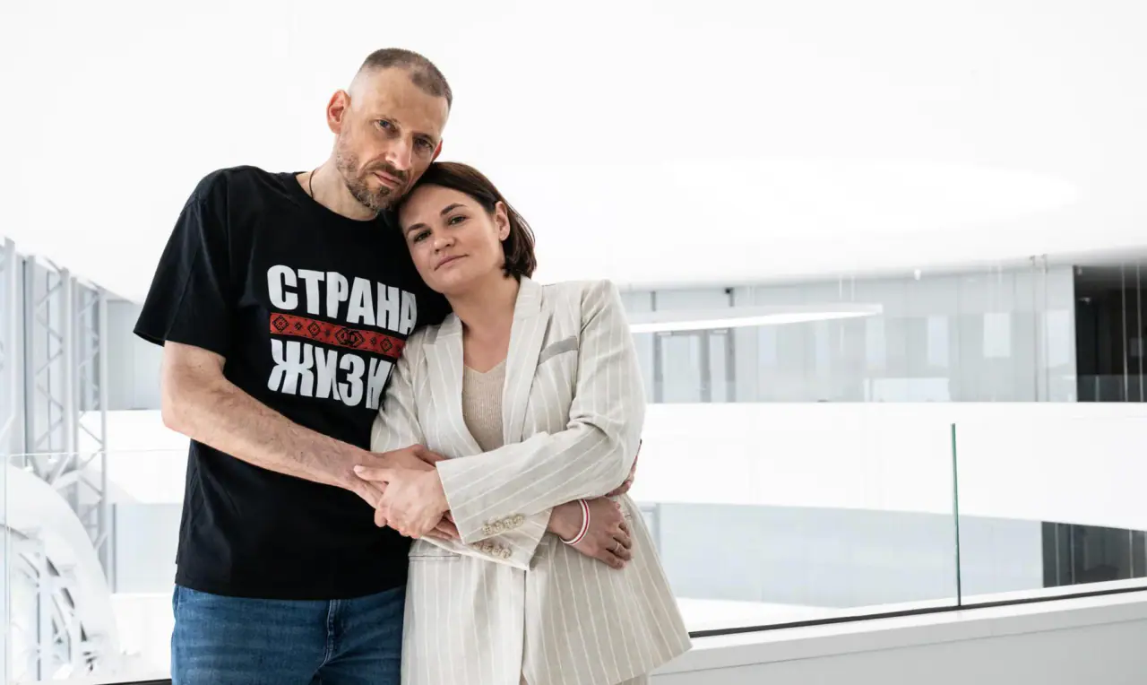 Lietuvą sukrėtė pirmosios Baltarusijos poros šeimos drama: prezidentės vyras viešai užsipuolė savo pačios biurą