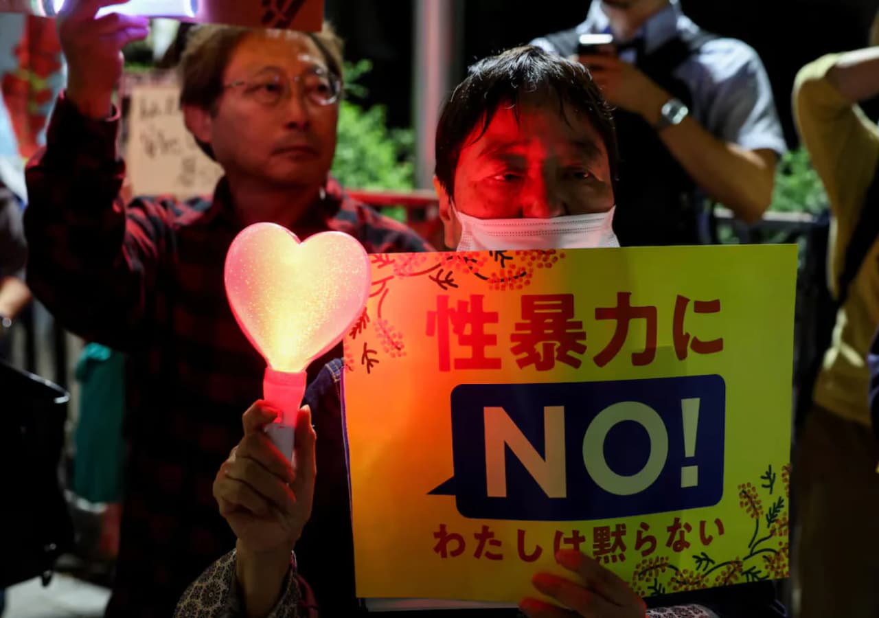 Po japonės nužudymo JAV kariams Okinavoje įvesti griežti ribojimai