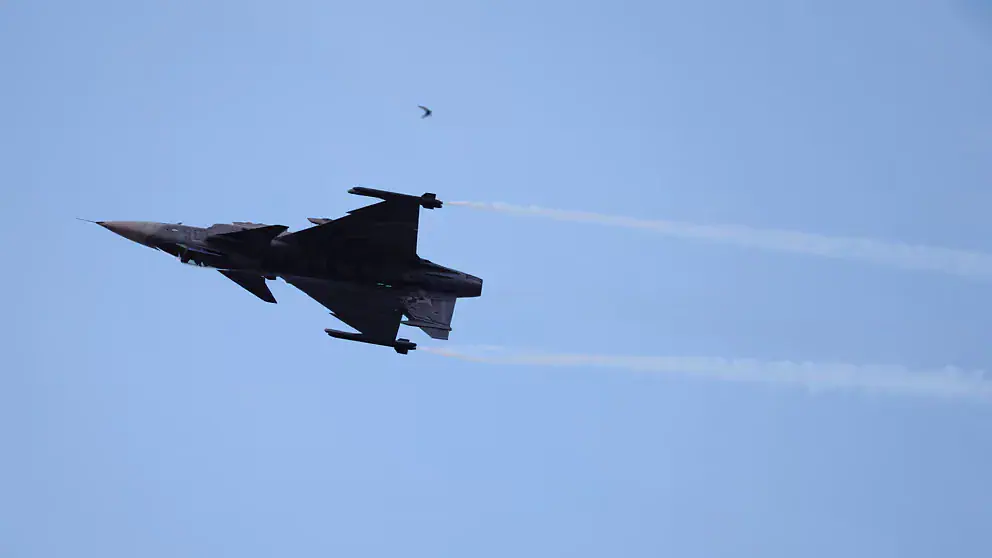 Švedijos naikintuvai dalyvaus NATO branduolinėse pratybose