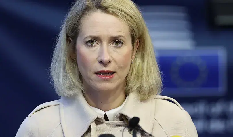 Kallas ryžtingai perspėjo Trump, kad Europa sankcijų Rusijai neatsisakys