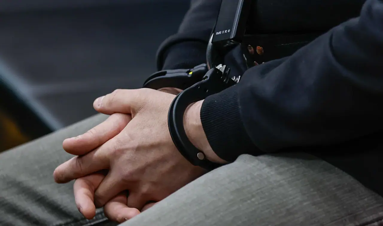 Estijoje dėl daugiau kaip 861 tūkst. eurų pinigų plovimo kaltinamas Baltarusijos pilietis
