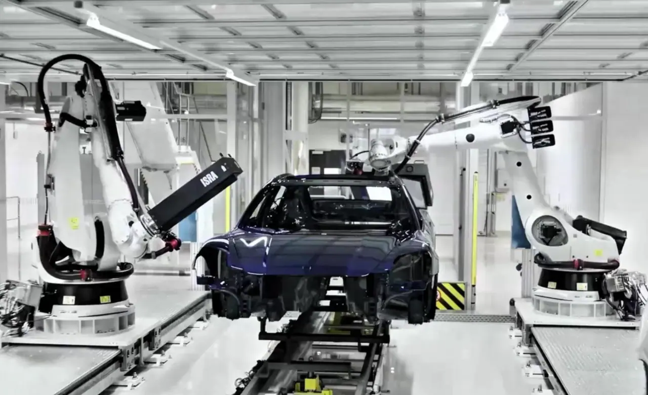 „Volkswagen“ patyrė beveik 6 milijardų eurų nuostolį
