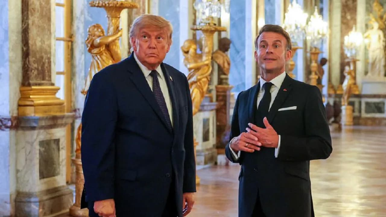 E. Macrono „Versalio diplomatija“ po dešimtmečio valdžioje duoda nevienareikšmių rezultatų