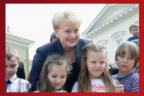Prezidentei: už Lietuvos demokratijos ir Garliavos mergaitės likimą atsakote asmeniškai