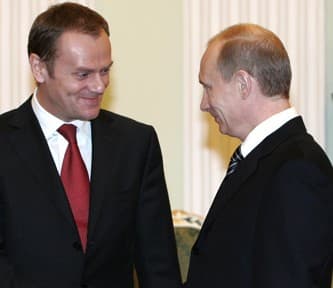 D.Tuskas ir V.Putinas. Nuotr. new.org.pl