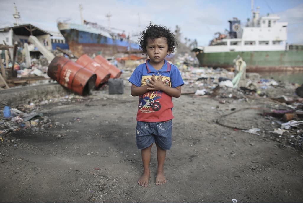 Filipinus nusiaubė neregėtai smarkus taifūnas. Nuotr. EPA-ELTA