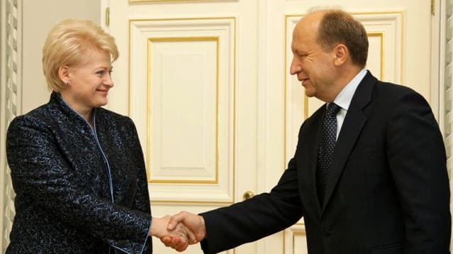 Daugeliu klausimų sutariančių bendražygių nuomonės išsiskyrė dėl premjero A. Butkevičiaus darbo vertinimo. Nuotr. prezidentas.lt