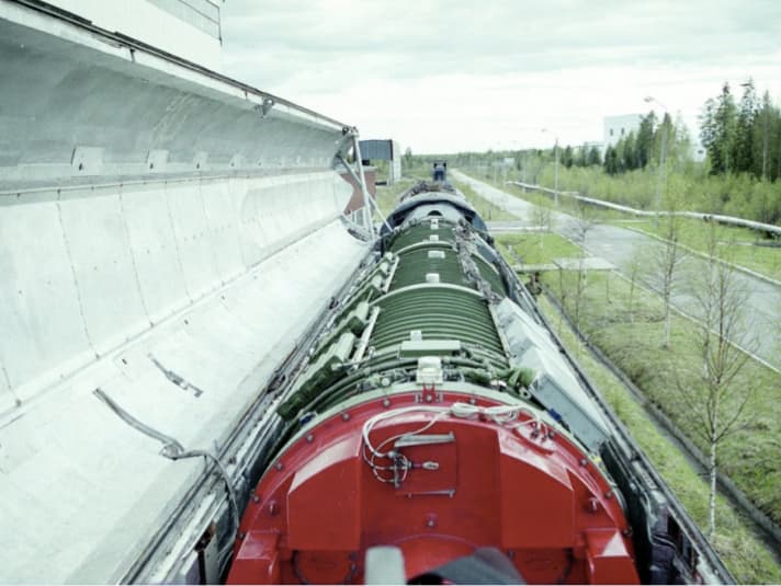 Raketa, paslėpta traukinio vagone. Oko-planet.su nuotr.