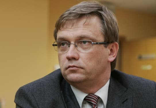 Referendumo iniciatyvinės grupės ir VRK akistata tęsiasi