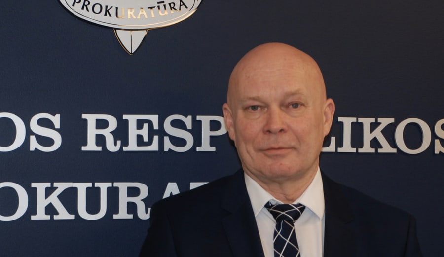 Legendinis mūsų valstybės prokuroras Raimundas Petrauskas garsiausią Lietuvos bylą - pedofilijos ir žudymų - yra pavadinęs „byla žudike“. Nuotr. prokuraturos.lt