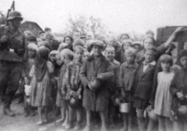 Šiauliai, Žydų vaikai 1941 m. foto, Yad Vashem Archives 5667/6