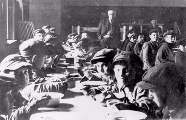 Šiaulių geto vaikai. Yad Vashem Foto Archives 1044/150
