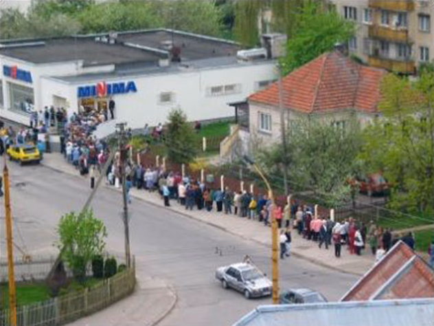 2003 m. gegužės 10 ir 11 d. vyko referendumas dėl įstojimo į Europos Sąjungą.