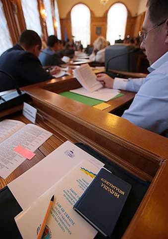 V. Janukovyčius slapta tariasi su J. Tymošenko