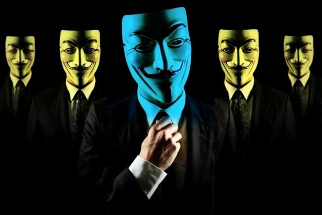„Anonymous Ukraine“ tvirtina, kad Vakarų šalys per Lietuvos vyriausybę ketina finansuoti ir kontroliuoti Vitalijų Klyčko