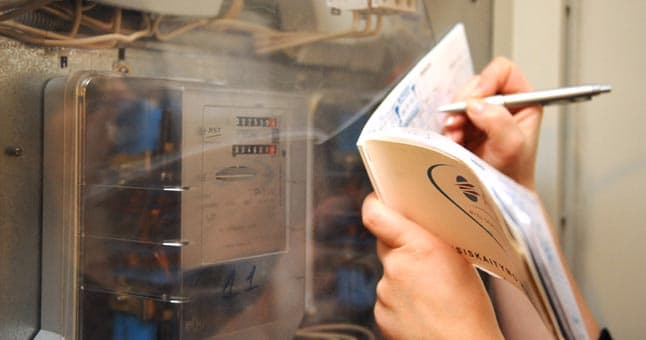 Įjungus estišką liniją, biržoje krito elektros kaina