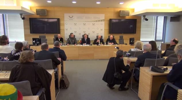 Kovo 10 d. spaudos konferencija Seime dėl referendumo