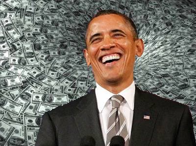 JAV prezidentas Barackas Obama ir doleriai, pakeitę ne vienos pasaulio šalies likimą. Fotomontažas