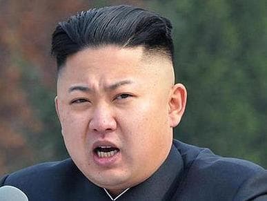 Kim Jong Unas akcentavo, kad Šiaurės Korėjos kariškiai ir žmonės netoleruos „JAV priešiškumo politikos“ ir „visiškai sutriuškins JAV“