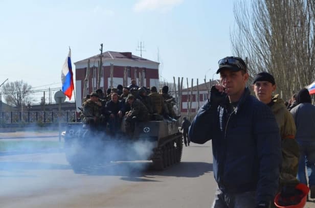 Ukrainos kariai įžengė į Kramatorską, dalis ukrainiečių karių su šarvuočiais perėjo į separatistų pusę