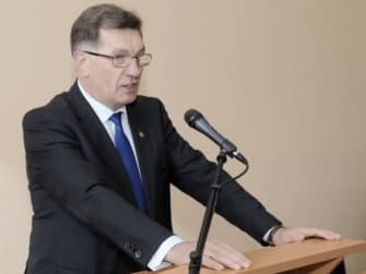Premjeras: VRK turėtų įvertinti, kodėl buvo rengiami vieno asmens debatai