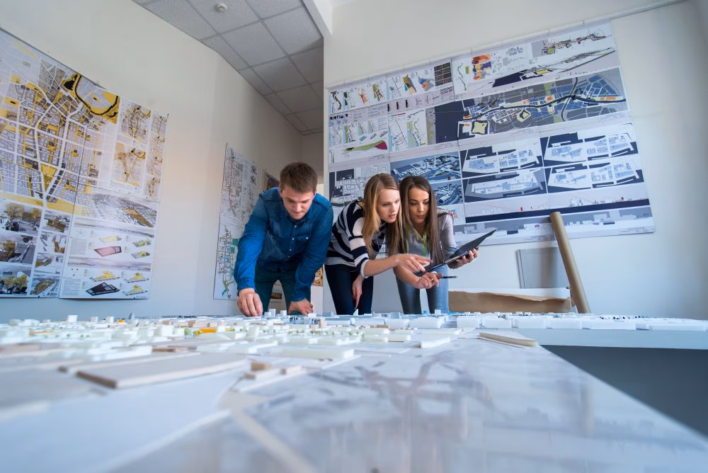 Architektūros ir inžinerijos sprendimai – į vienas rankas