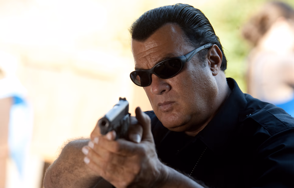 Lietuvoje liepos 4 d. koncertuosiantis Steven'as Seagal'as – galimai užsimaskavęs Rusijos agentas