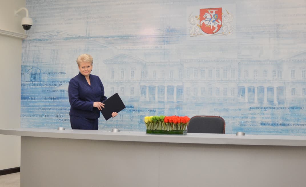 Gera naujiena: prezidentė D. Grybauskaitė antrojoje kadencijoje pažabos politinę korupciją