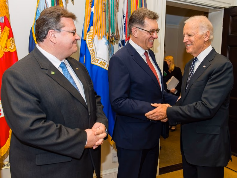 Linas Linkevičius, Algirdas Butkevičius ir Joe Bidenas.