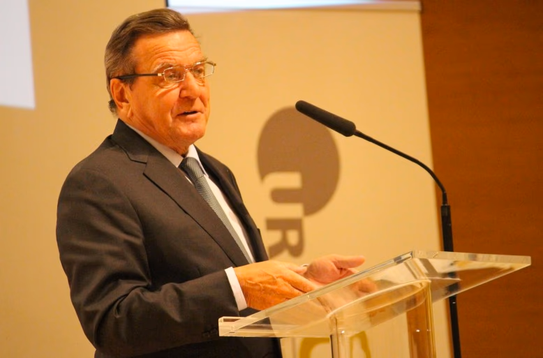 Gerchardas Šrioderis: „Rusijos negalima priversti ką nors daryti”