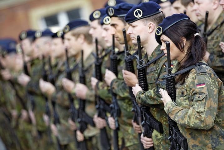 NATO neužtenka pinigų, kad realizuotų planus Rytų Europoje