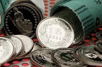 Kodėl Šveicarija „atrišo“ franką nuo euro