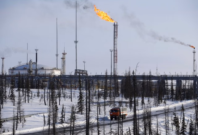 Buvę „Jukos“ akcininkai susitarė su „Rosneft“