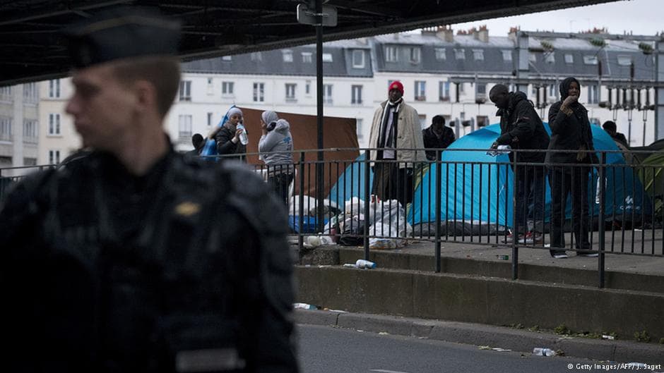 Paryžiaus centre nebeliks migrantų stovyklos