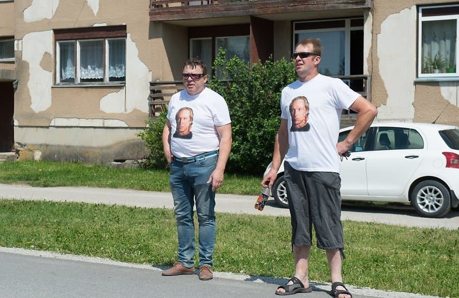 Estijoje du vyrai perspėjo valdžią A. Breiviko atvaizdu