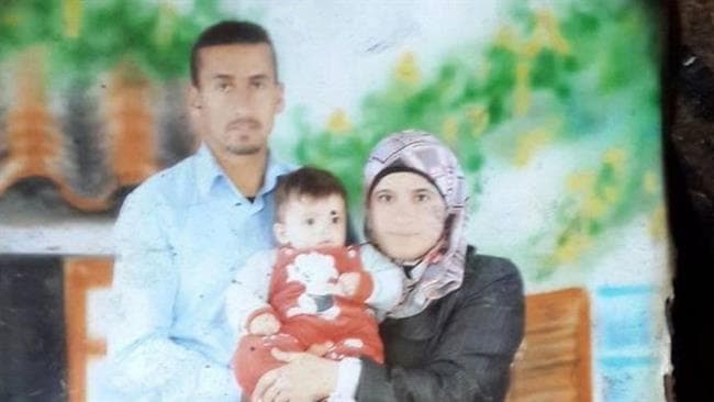 Žydų teroristų užpulta palestiniečių šeima, kurios dviejų narių jau nebėra, kiti du kovoja už savo gyvybę.