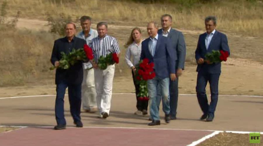 V. Putinas su S. Berluskoniu surengė neformalų susitikimą Kryme