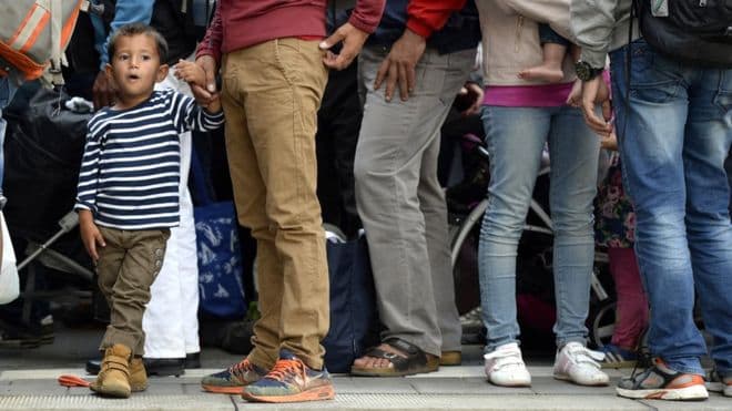 Dėl pabėgėlių srauto Vokietija ketina imti griežčiau kontroliuoti savo sieną